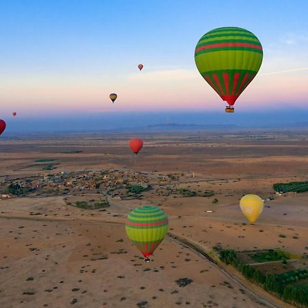 Villa Conforts Marrakesh Bagian luar foto