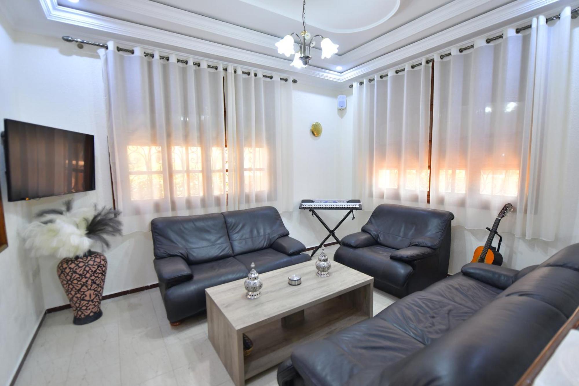 Villa Conforts Marrakesh Bagian luar foto